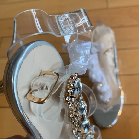 Stilettos Clear Ankle Strap Heels Crystal Embellished Women’s Size 9 - Picture 16 of 16